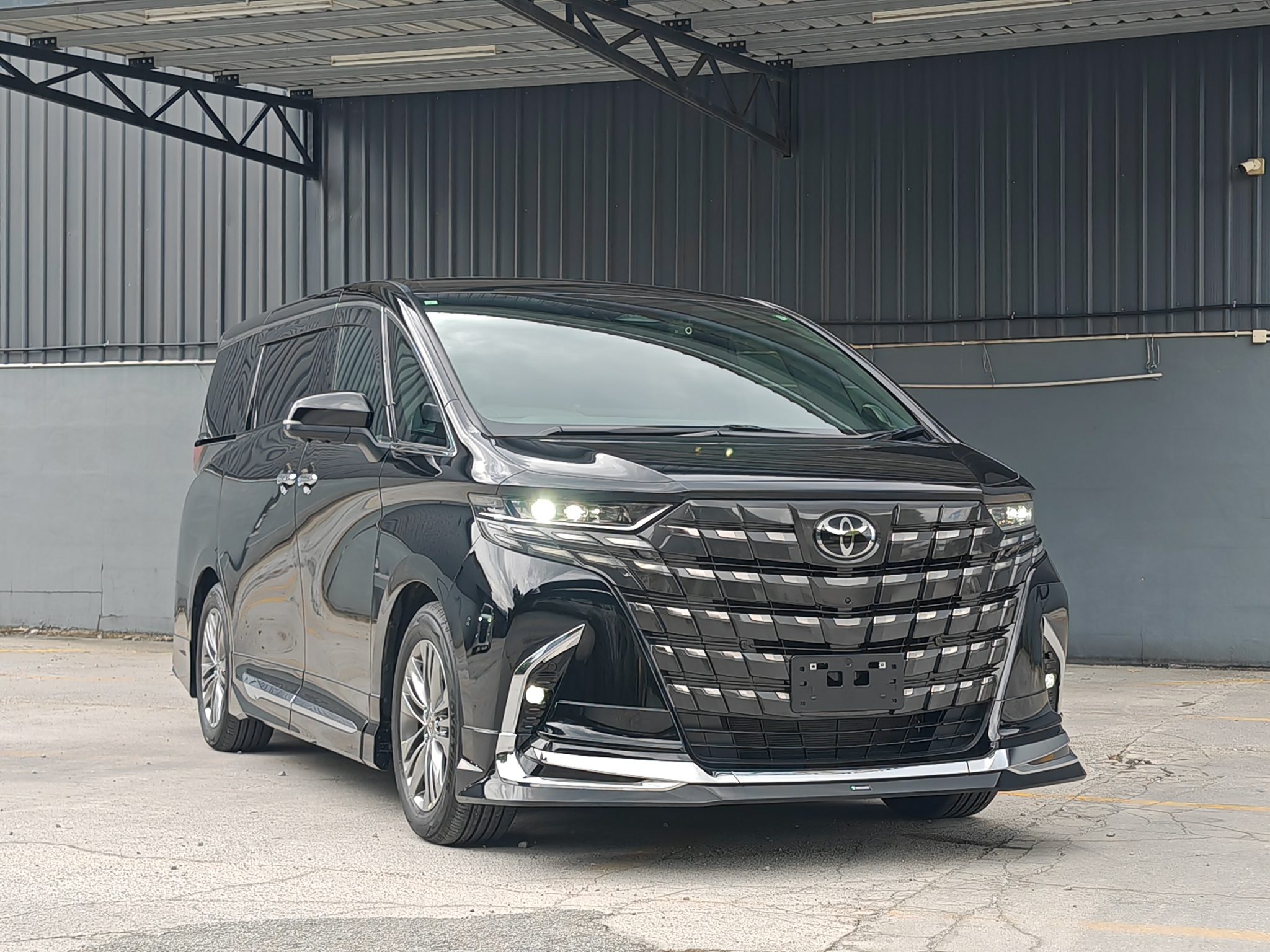 Alphard AGH40